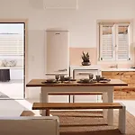 Вилла Infinity Milos Пачаина