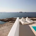 Infinity Milos