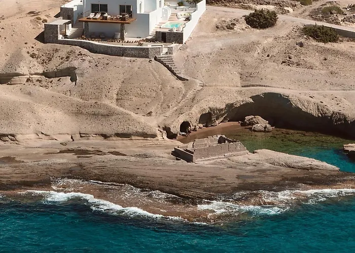 Infinity Milos * Pachaina