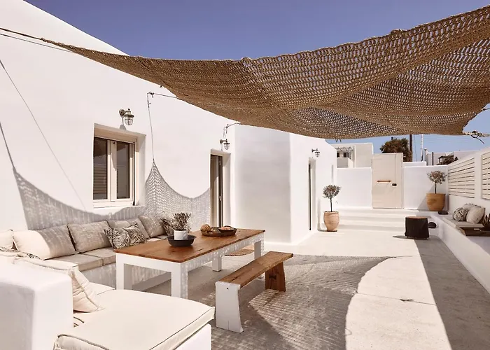 Villa Infinity Milos Pachaina