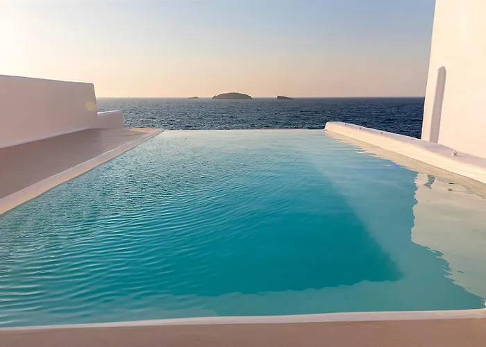 Villa Infinity Milos Pachaina