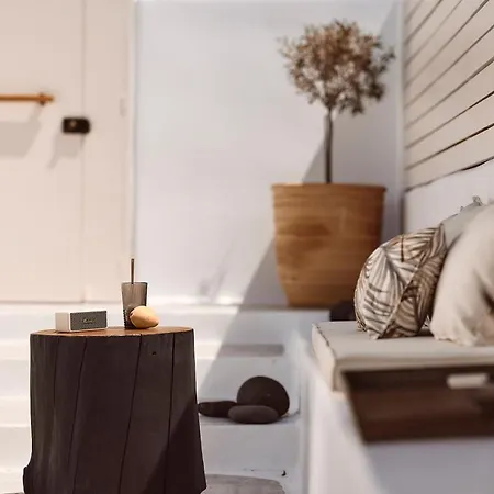 Villa Infinity Milos Pachaina