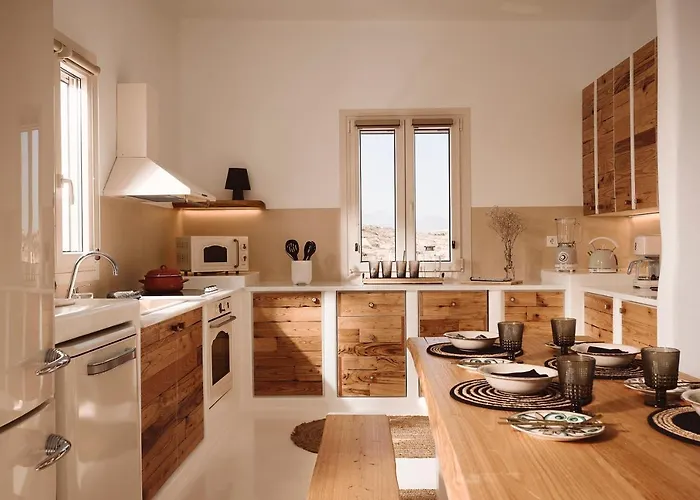 Willa Infinity Milos Pachaina