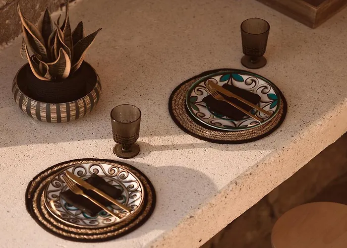 Infinity Milos Пачаина